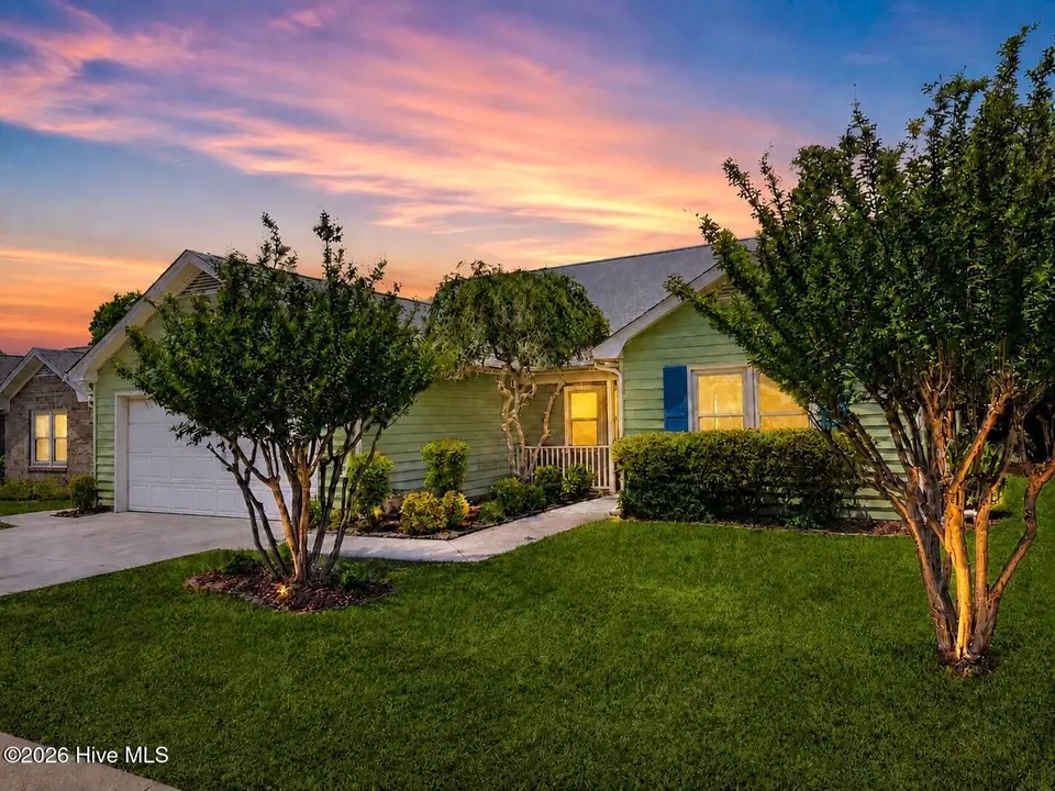 537 Chattooga Place Drive, Wilmington, NC 28412 — 3-bedroom home in Chattooga Place, Wilmington, NC, photo 1 of 69: 537 Chattooga Place