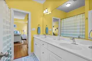 2414 Ocean Drive, Emerald Isle, NC 28594 – photo 21: Primary En-Suite Bathroom