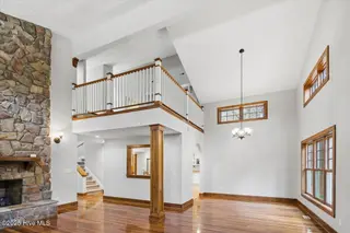 575 S Valley Road, Southern Pines, NC 28387 — 4-bedroom home in Golfcrest, Southern Pines, NC, photo 7 of 50