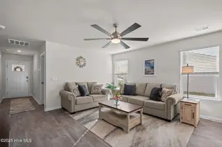 1724 Whispering Pine Street SW, Ocean Isle Beach, NC 28469 – photo 10: 39-web-or-mls-DSC05476
