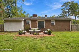 811 Little John Avenue, Jacksonville, NC 28546 — 3-bedroom home in Sherwood Forest, Jacksonville, NC, photo 21 of 24: Backyard