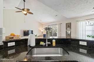 4809 Split Rail Drive, Wilmington, NC 28412 – photo 10: Kitchen