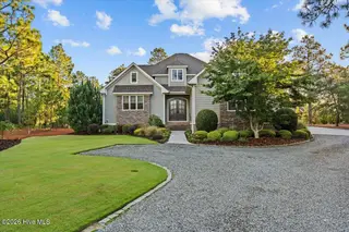 102 Gilbert Court, Pinehurst, NC 28374 — 4-bedroom home in Forest Creek, Pinehurst, NC, photo 1 of 70: 01-DSC05155