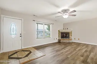 902 Gum Branch Court, Havelock, NC 28532 – photo 7: Living Room