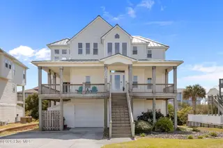 2009 Emerald Drive, Emerald Isle, NC 28594 – photo 2: 2009 Emerald Drive