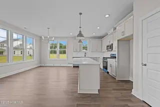 2006 Brighton Drive, New Bern, NC 28562 – photo 17: 24-web-or-mls-DSC_7255