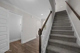 709 Oleander Drive, Greenville, NC 27858 – photo 5: 18-web-or-mls-LHV_1744