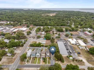 822 N Lord Street, Southport, NC 28461 – photo 14: 50-web-or-mls-43-print-DJI_2025042414402