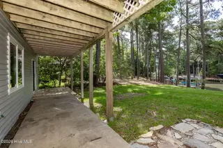 121 White Ash Drive, Pine Knoll Shores, NC 28512 – photo 11: 10-web-or-mls-chadwick-visuals-121-white
