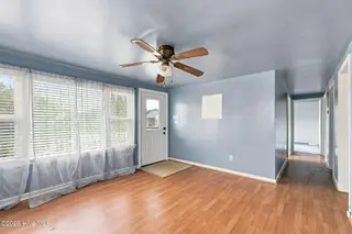 1106 Avery Street, Morehead City, NC 28557 – photo 9: 10-web-or-mls-1106 Avery St 027
