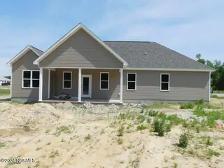 644 Bright Harvest Drive, Maysville, NC 28555 – photo 3: Similar Build