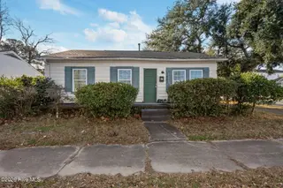 1402 Wooster Street, Wilmington, NC 28401 – photo 2: 6-web-or-mls-IMG_6475