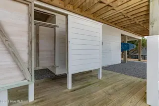 1810 Emerald Drive, Emerald Isle, NC 28594 – photo 20: 65-web-or-mls-chadwick-visuals-1810-Emer