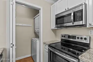 214 NE 59th Street, Oak Island, NC 28465 – photo 19: 40-web-or-mls-BTS02398