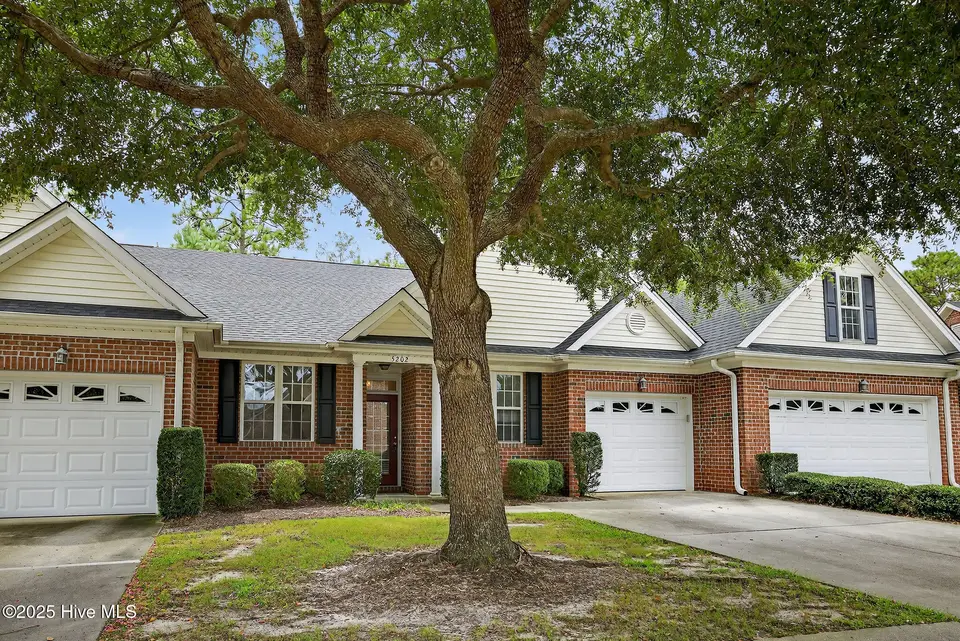 5202 Christian Drive, Wilmington, NC 28403 – photo 1 of 43: 5202ChristianDriveOutsourced-35