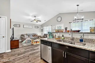 132 Woodbury Farm Drive, Jacksonville, NC 28540 – photo 12: 12