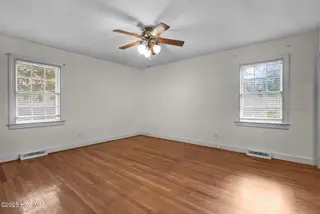 911 Parkside Drive NW, Wilson, NC 27896 – photo 19: 17-web-or-mls-911-parkside-dr-nw-wilson-
