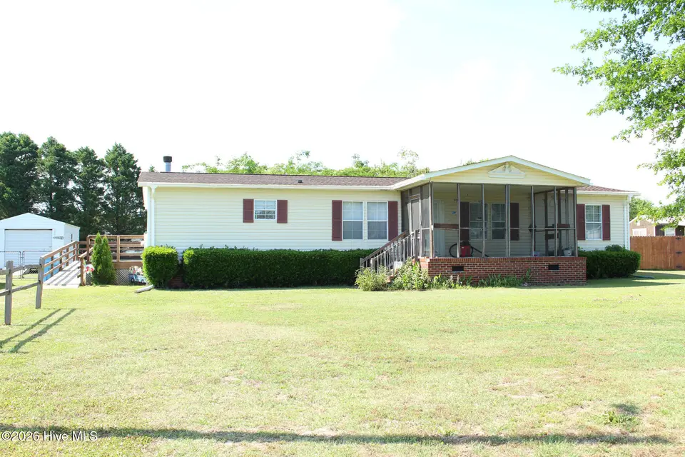 217 Francktown Road, Richlands, NC 28574 – photo 1 of 60: IMG_5942