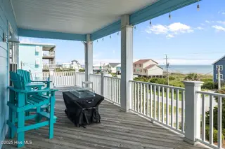 2414 Ocean Drive, Emerald Isle, NC 28594 – photo 11: Upper Deck