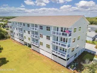 109 Knollwood Drive G, Atlantic Beach, NC 28512 – photo 1: DJI_20240619141626_0126_D-HDR