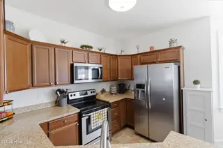 111 Ivy Trace, Elizabeth City, NC 27909 – photo 8: 111_ivy_trce_ecity_018