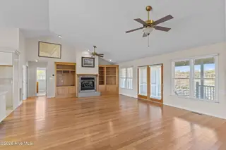 305 Joan Court, Beaufort, NC 28516 – photo 24: 27-web-or-mls-1S3A1420