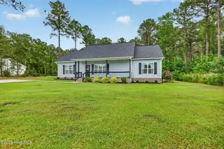 4717 Virginia Dare Drive, Washington, NC 27889 – photo 3: 3-web-or-mls-IMG_2615 - Copy