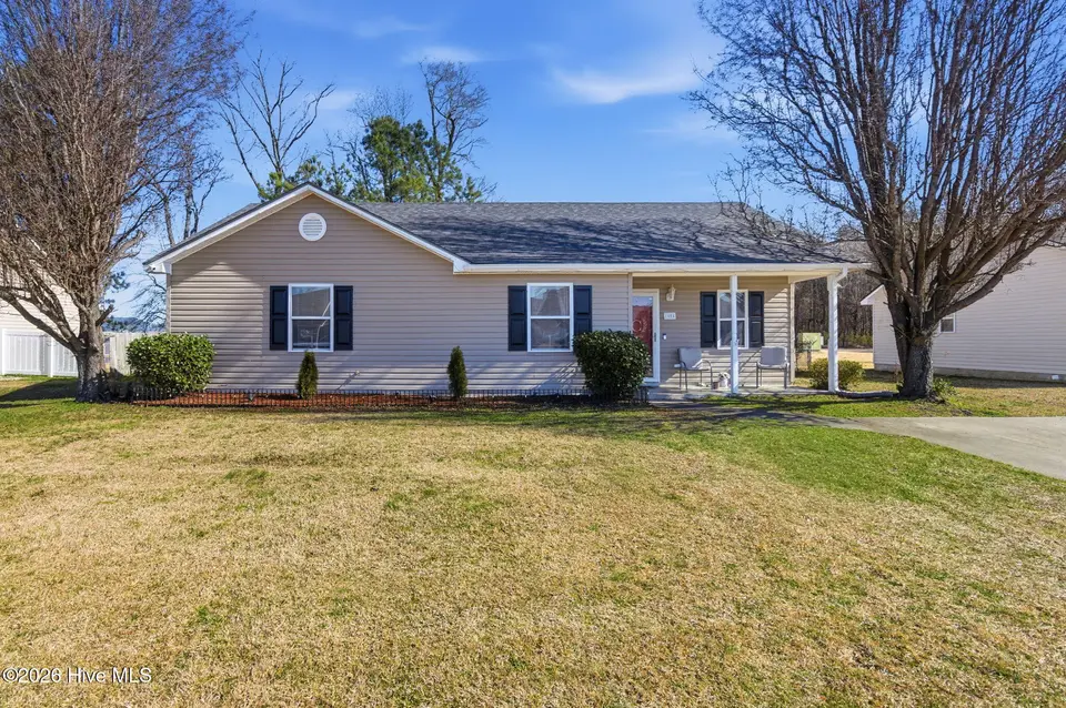 1004 Jessica Street, Elizabeth City, NC 27909 – photo 1 of 26: 1-web-or-mls-jessicalisting-6