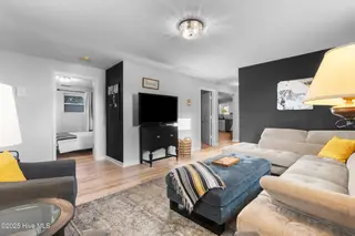 721 Campbell Street, Wilmington, NC 28401 – photo 5: Living Room
