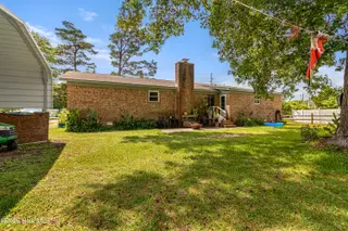 500 Maple Lane, Morehead City, NC 28557 – photo 2: Cozy home in Morehead City