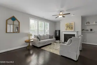 5028 Laurenbridge Lane, Wilmington, NC 28409 – photo 11: Laurenbridge5028-4LRShaneL33A5495-CR2