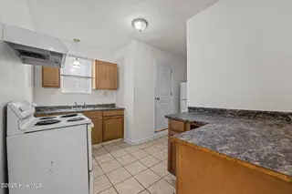 700 2nd Avenue, New Bern, NC 28560 – photo 6: Kitchen View 1