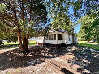 757 Pamlico Street, Belhaven, NC 27810 – photo 2: IMG_0832