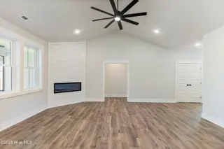 308 Lewis Drive, Carolina Beach, NC 28428 – photo 13: IMG_4486