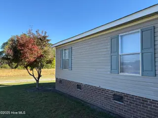 5334 Us 17, Washington, NC 27889 — 3-bedroom manufactured home, Washington, NC, photo 3 of 47