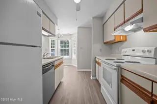 1947 Rolling Ridge Drive, Midway Park, NC 28544 – photo 18: 1947 Rolling Ridge-kitchen 4