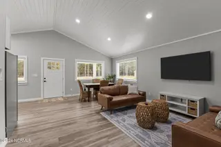 162 Long Pond Loop, Swansboro, NC 28584 – photo 10: Photo of similar home