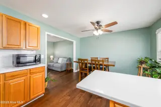 233 Heritage Park Drive, Wilmington, NC 28401 — 3-bedroom home in Heritage Park, Wilmington, NC, photo 9 of 33