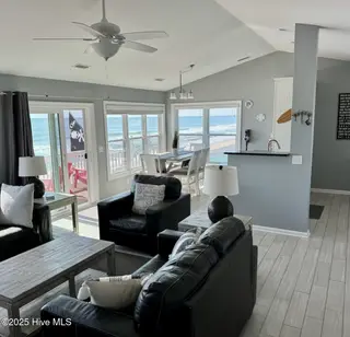 618 N Shore Drive, Surf City, NC 28445 – photo 5: IMG_2556