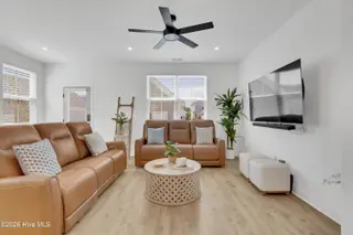 342 Longhill Drive, Wilmington, NC 28412 – photo 6: 342 Longhill Drive-print-010-041-Main Li