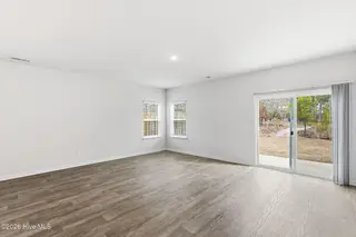 5316 Meagan Lane NE, Winnabow, NC 28479 – photo 12: 11_5316_Meagan_Lane_NE_016