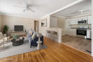 619 S 9th Street, Wilmington, NC 28401 – photo 5: 7-web-or-mls-DSC_5040_Virtual Staged