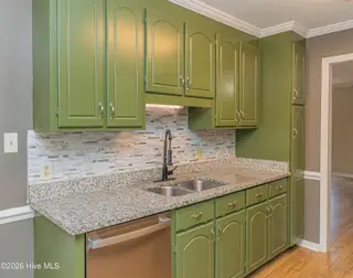 316 Jeannine Drive, Goldsboro, NC 27534 — 3-bedroom home in Kelliwood, Goldsboro, NC, photo 7 of 37: IMG_8218