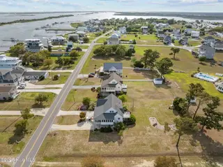 160 Live Oak Road, Newport, NC 28570 – photo 5: 25-web-or-mls-160 Live Oak Rd 025