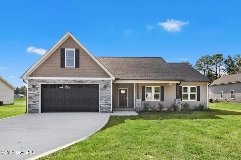 215 Bay Valley Road, Kenly, NC 27542 – photo 1 of 30: 002-495566-IMG_2786