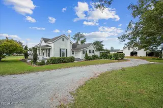 317 Fields Road NW, Pikeville, NC 27863 — 3-bedroom home in Talton Estates, Pikeville, NC, photo 8 of 38: IMG_0045