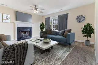915 Savannah Drive, Jacksonville, NC 28546 – photo 9: 45-web-or-mls-Property_BC98_IMG_9574_23-