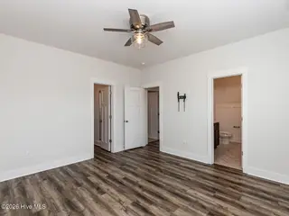 38 Muscadine Way, Smithfield, NC 27577 – photo 15: 016-1280x960-first-floor-master-bedroom