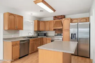 2932 Catherine Lake Road, Richlands, NC 28574 – photo 10: 2932catherinelake-008
