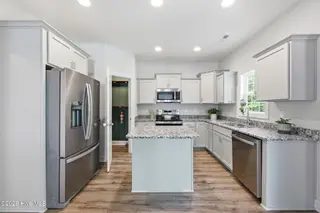 1023 Marlin Boulevard, New Bern, NC 28562 – photo 7: Kitchen